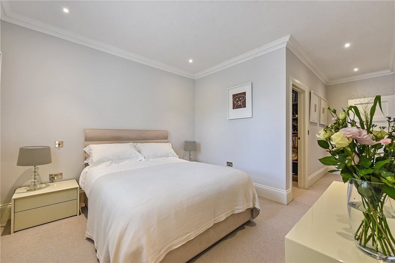 Appulby Gardens, Winchester, Hampshire, SO22