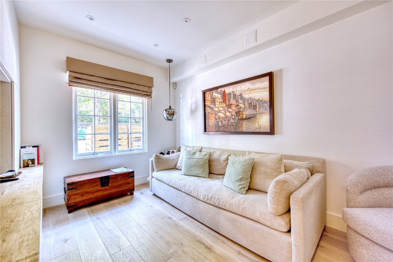 Abbotsbury Road, London, W14