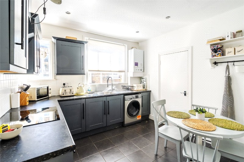 Herne Hill Road, London, SE24