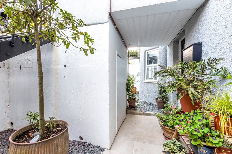 Overhill Road, East Dulwich, London, SE22