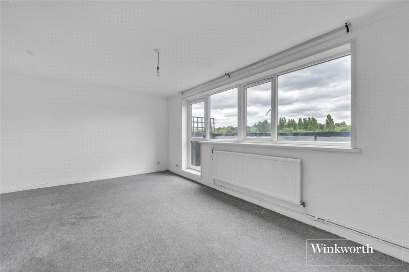 Old Farm Road, Strawberry Vale, London, N2
