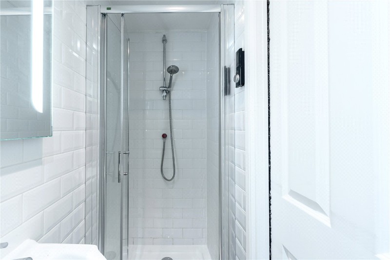 Queens Road, Weybridge, Surrey, KT13