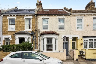 Graveney Road, London, SW17