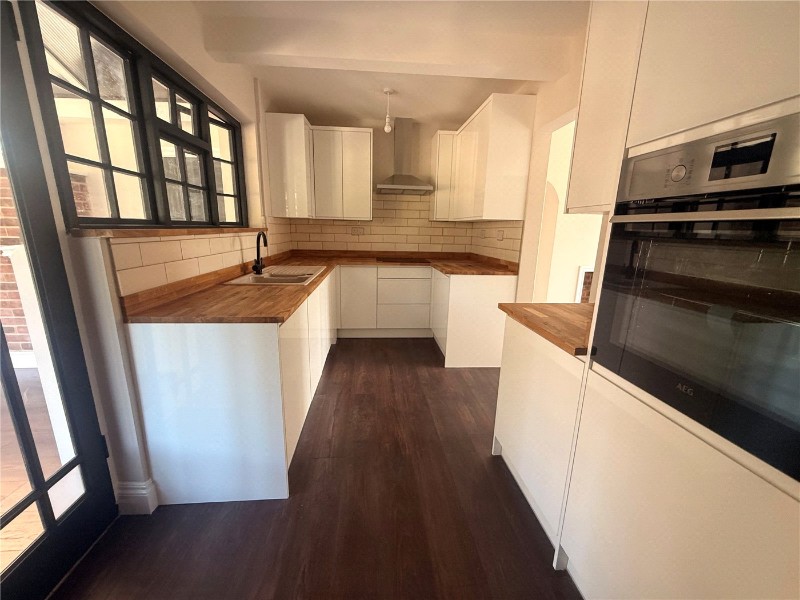 Lansdowne Close, Romsey, Hampshire, SO51