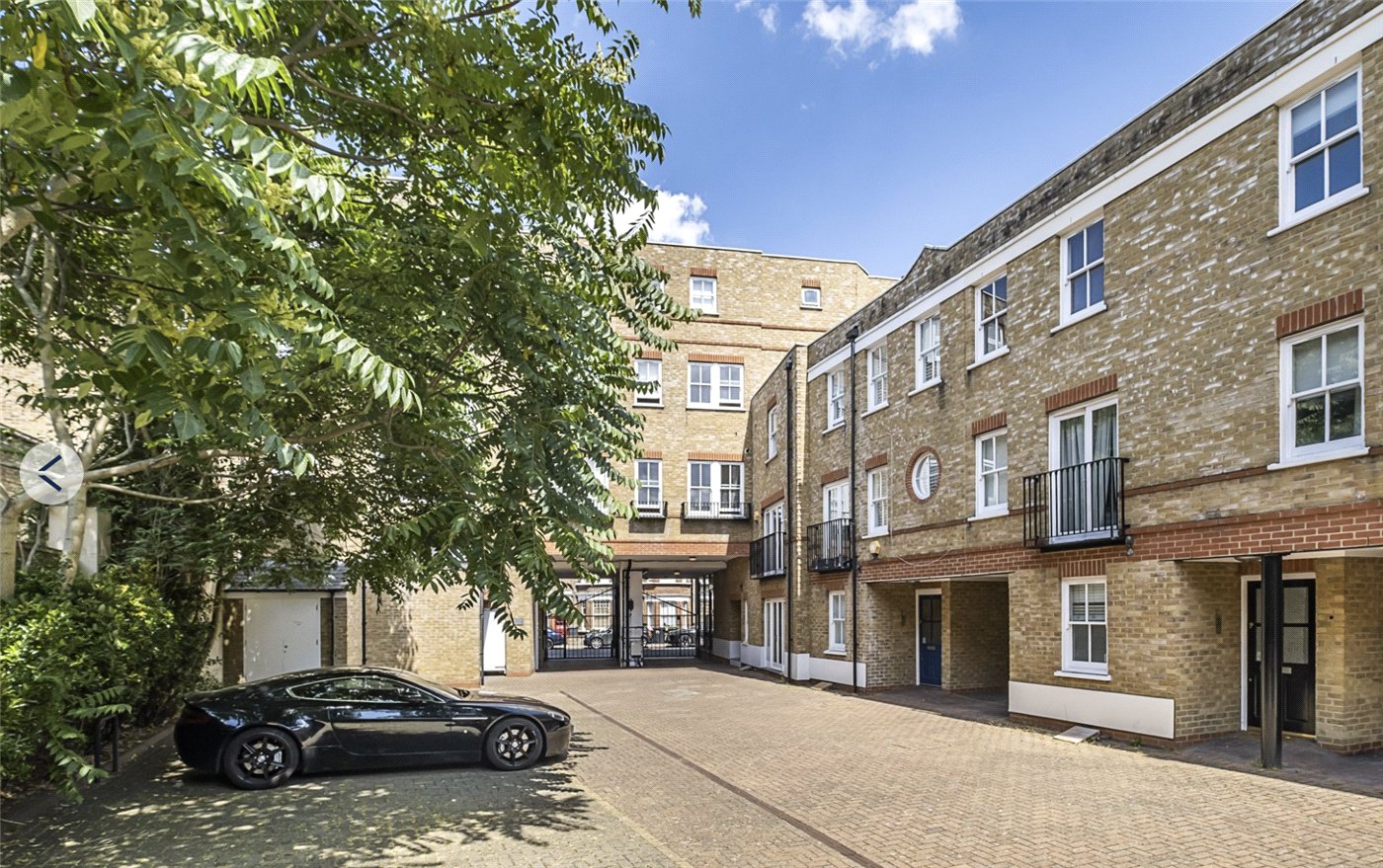 Bromells Road, London, SW4