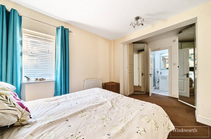 Waverley Road, Bagshot, Surrey, GU19