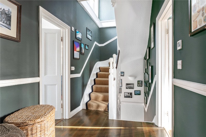 Kirkstall Road, London, SW2