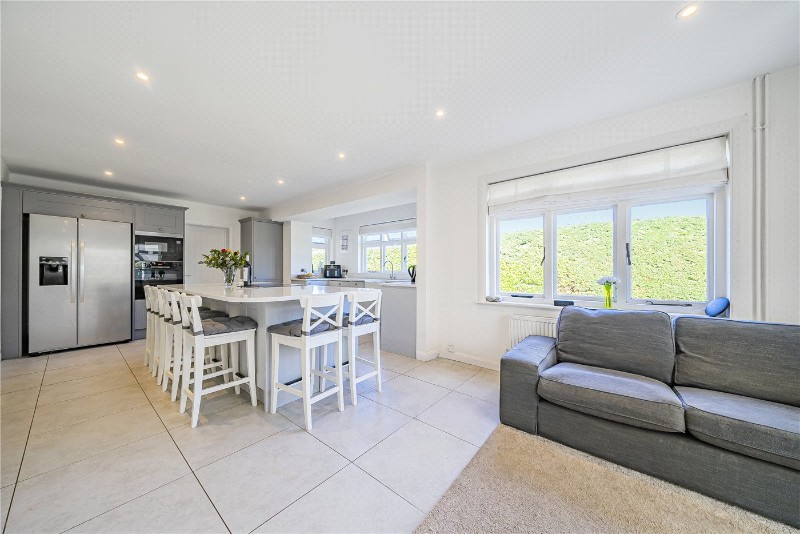 Frensham Road, Lower Bourne, Farnham, GU10