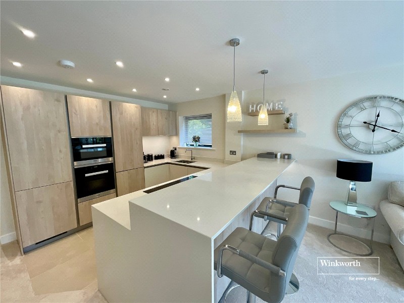 Needles Watch, 6 Wharncliffe Gardens, Highcliffe-On-Sea, Dorset, BH23