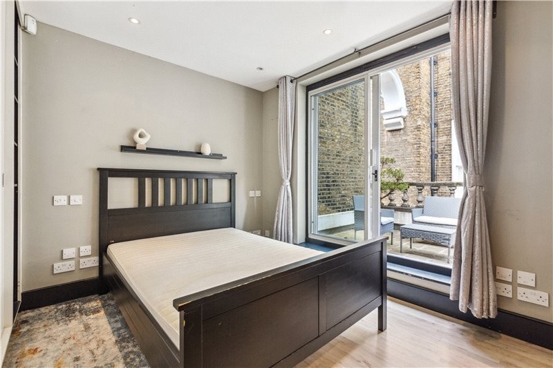 Atherstone Mews, South Kensington, London, SW7
