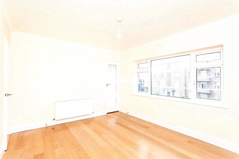 Ray Court, Golders Green Road, London, NW11