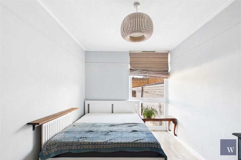 Cherry Laurel Walk, London, SW2