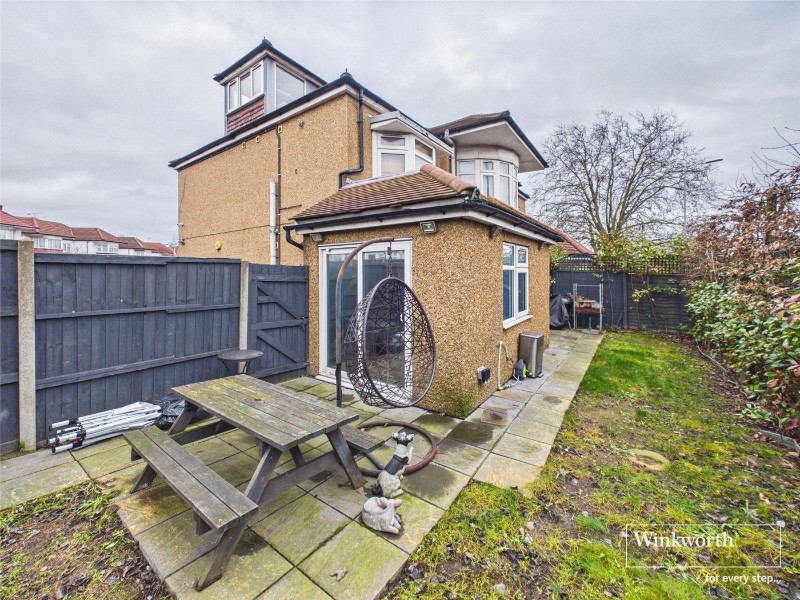 Renters Avenue, London, NW4