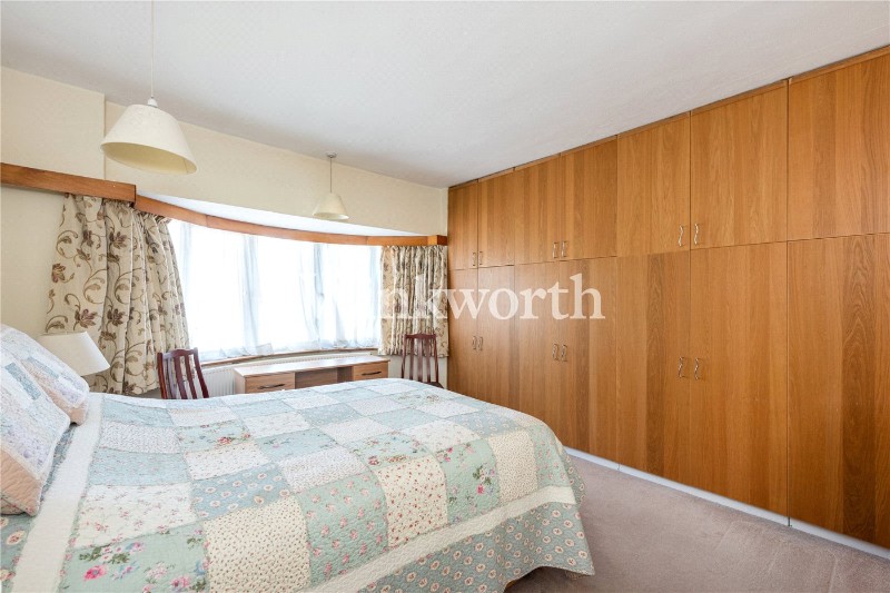 The Grove, London, N13