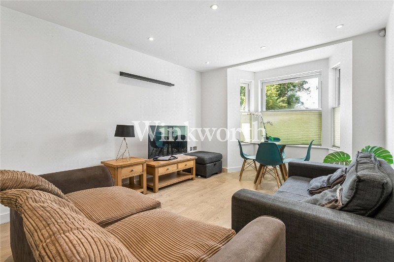 Avenue Road, London, N15