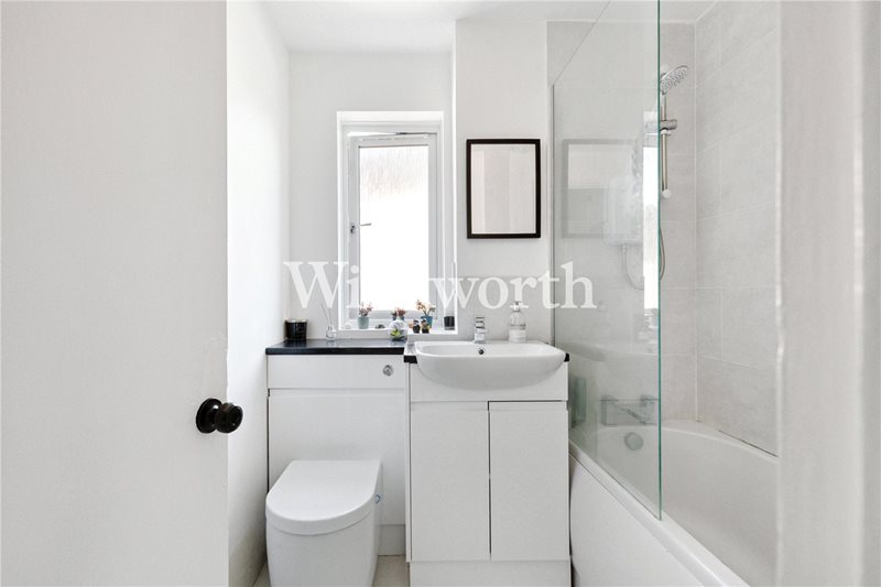 Copperfield Drive, London, N15
