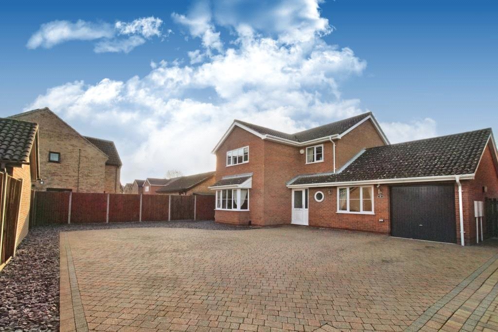 4 bedroom property for sale in Longland Close, Old Catton, Norwich, NR6