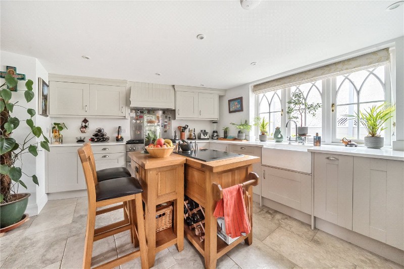 The Street, Frensham, Farnham, Surrey, GU10