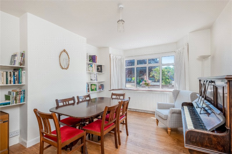 Avon Crescent, Stratford-upon-Avon, Warwickshire, CV37