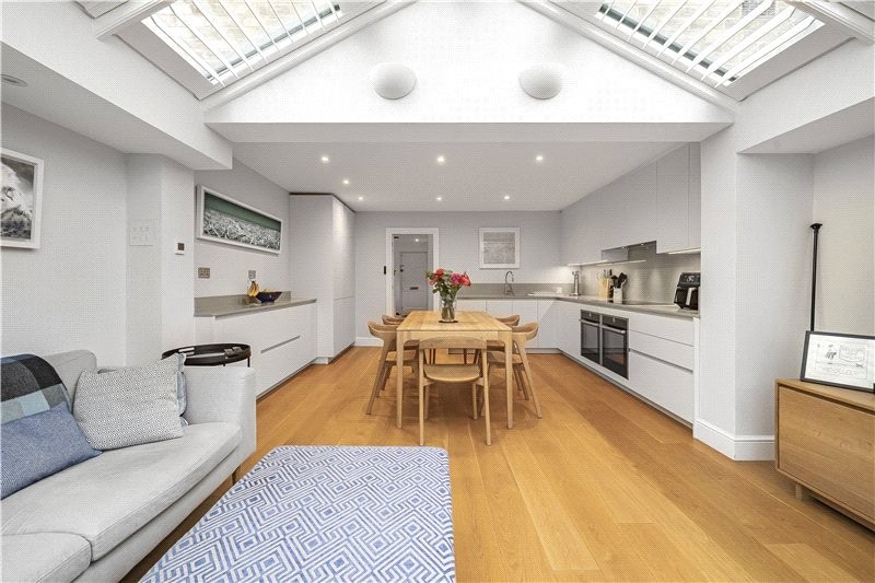Fielding Mews, Barnes, London, SW13