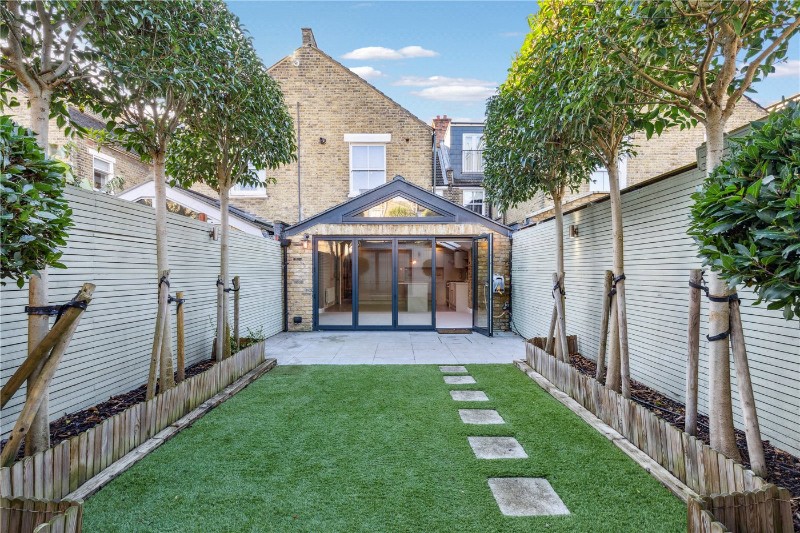 Tranmere Road, London, SW18