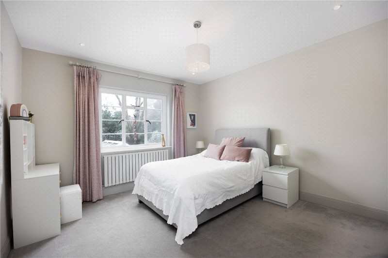 Granard Avenue, London, SW15