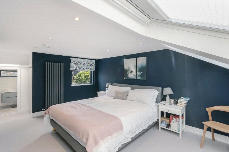 Henslowe Road, East Dulwich, London, SE22
