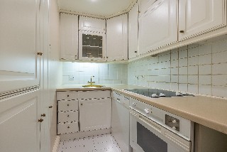 Warwick Square, London, SW1V