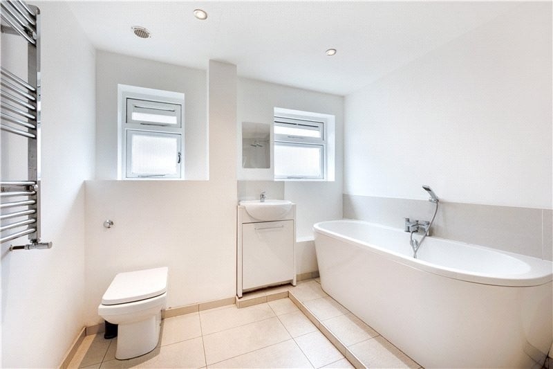 Date Street, London, SE17