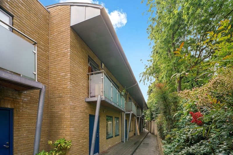 Crayford Mews, London, N7