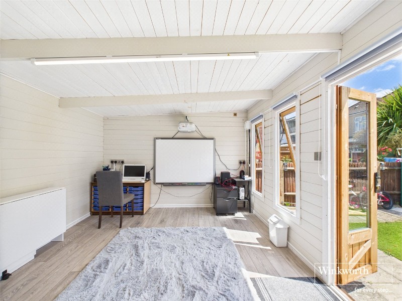 Byron Avenue, Kingsbury, London, NW9