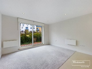 Peregrine House, Bedwyn Mews, Reading, Berkshire, RG2