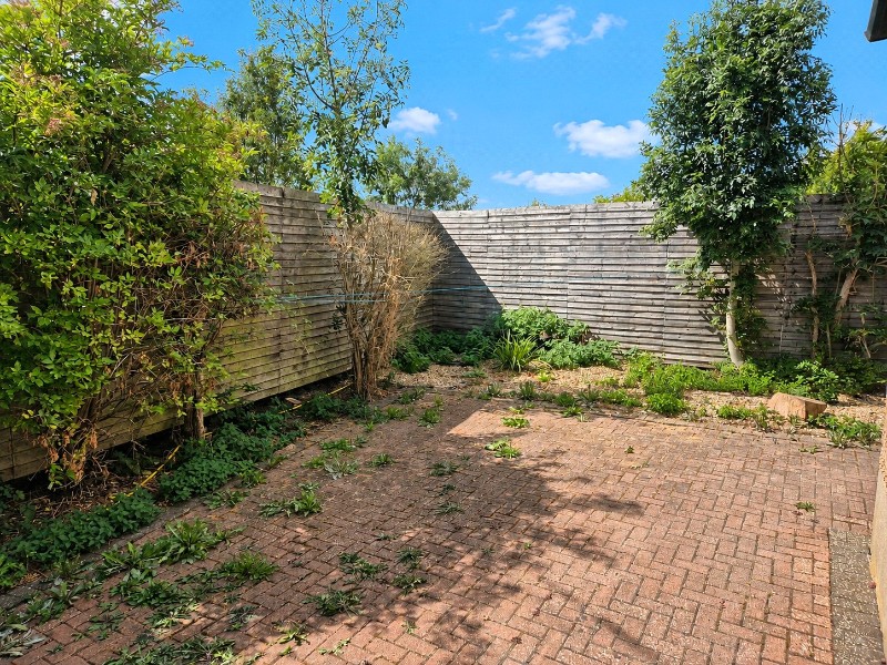 Mays Lane, Barnet, EN5