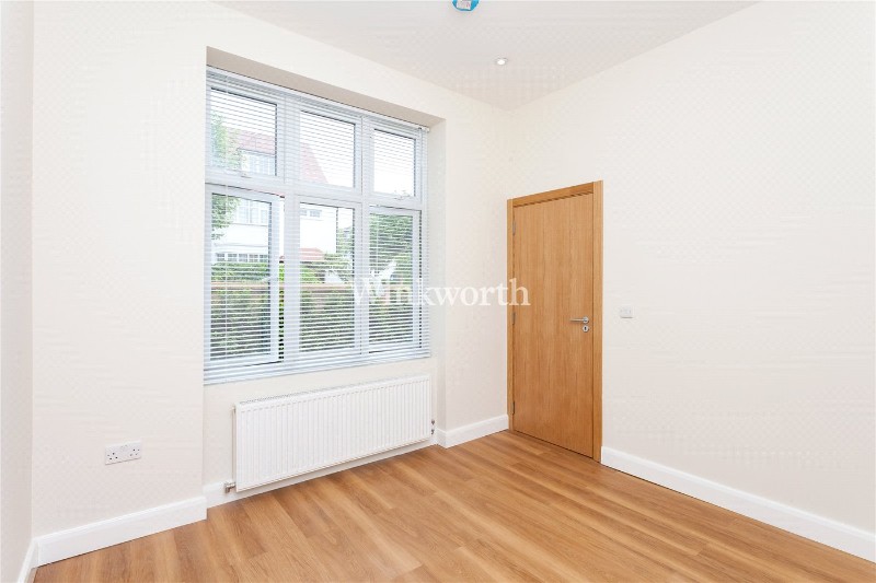 Templars Avenue, London, NW11
