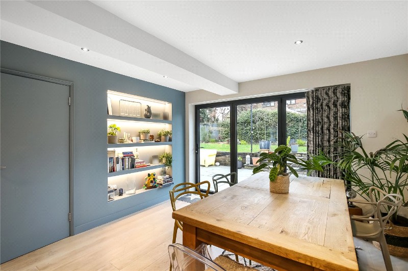 Nightingale Close, Winchester, Hampshire, SO22