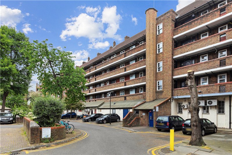 Kennington Park Road, London, SE11