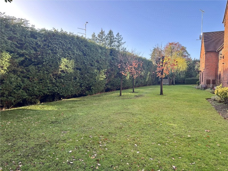 Greenhill Road, Farnham, Surrey, GU9