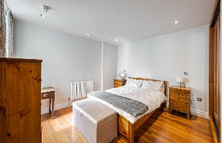 Bridge Place, London, SW1V