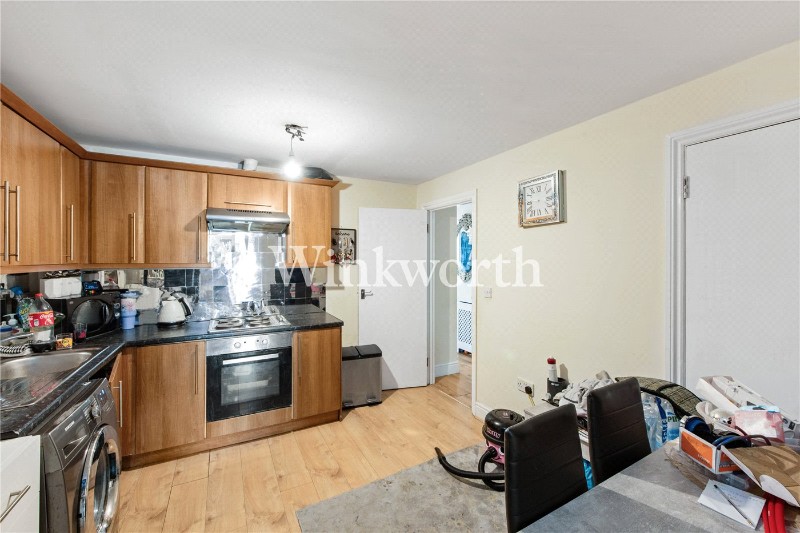 Orpington Gardens, London, N18