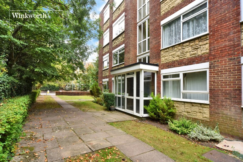 Woodcote Road, Wallington, SM6