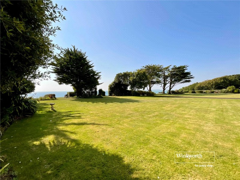 Wharncliffe Road, Highcliffe, Christchurch, Dorset, BH23