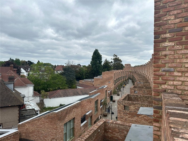 Edgewood Mews, Finchley, London, N3