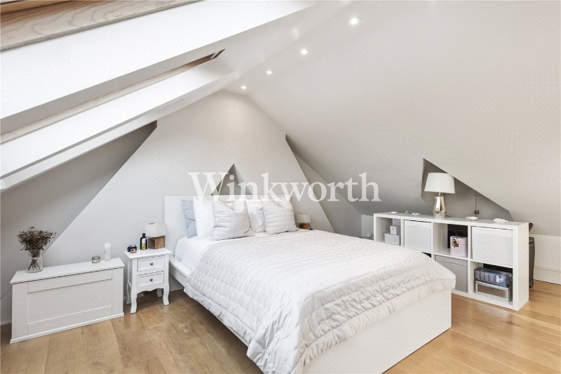 Meadowcroft Road, London, N13