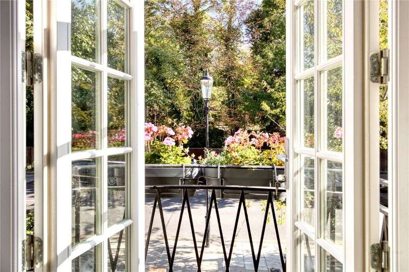 Abbotsbury Road, London, W14