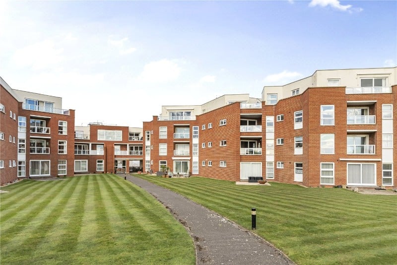 Camden Hurst, Milford On, Lymington, Hampshire, SO41