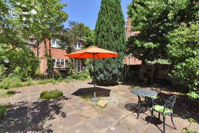 Beddington Gardens, Wallington, SM6