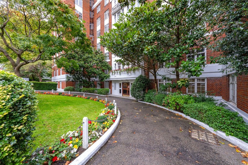 Langford Court, Abbey Road, St John&#39;s Wood, London, NW8