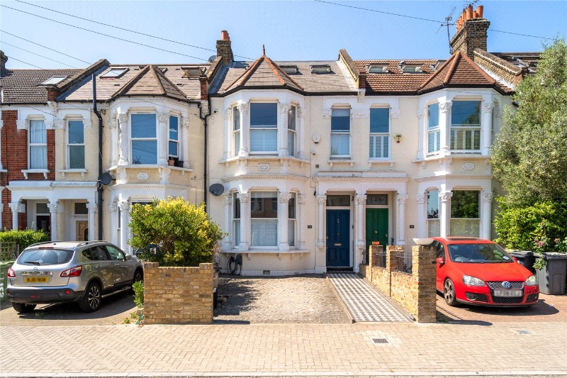 Gleneagle Road, London, SW16