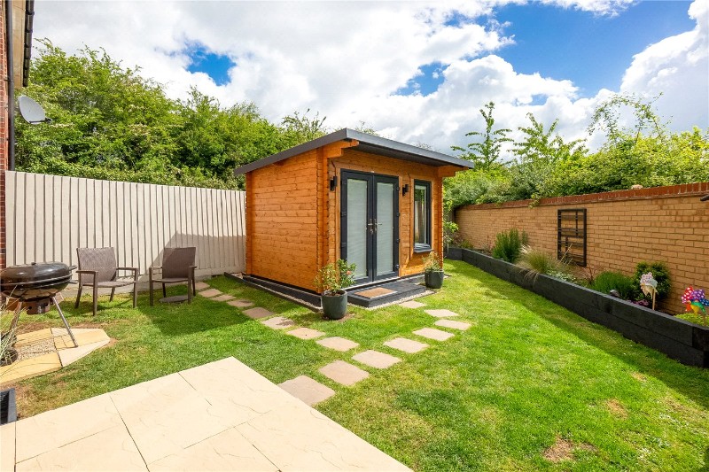 Hawthorn Close, Honeybourne, Evesham, Worcestershire, WR11