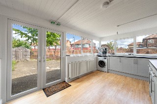 Pennine Drive, London, NW2